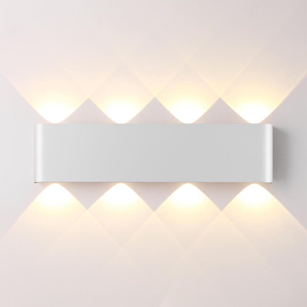 Настенный светильник Odeon Light Magnum Hightech 7192/8WL