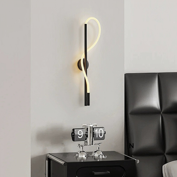 Настенный светильник Lightera Tura LE103W-90B