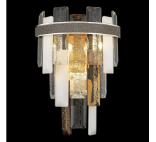 Настенный светильник Wertmark Christel WE115.03.301