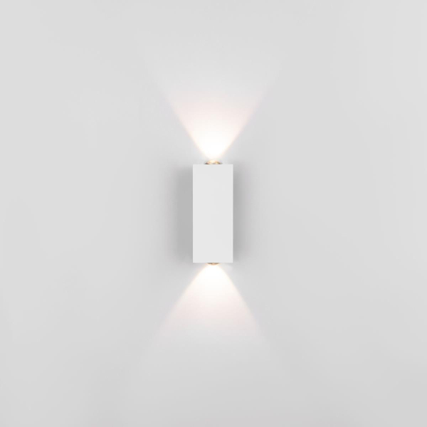 Настенный светодиодный светильник Elektrostandard Petite LED 40110/LED белый a056594