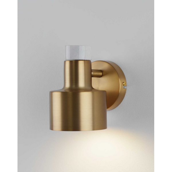 Светильник настенный Moderli Goldy V11314-1W Светильник настенный Moderli Goldy V11314-1W