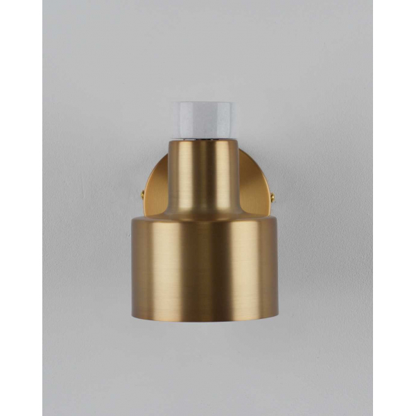 Светильник настенный Moderli Goldy V11314-1W Светильник настенный Moderli Goldy V11314-1W