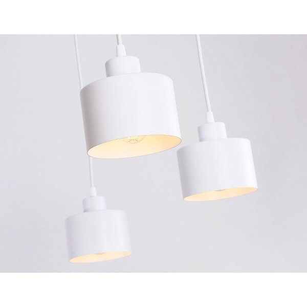 Подвесная люстра Ambrella light Traditional TR8131 Подвесная люстра Ambrella light Traditional TR8131