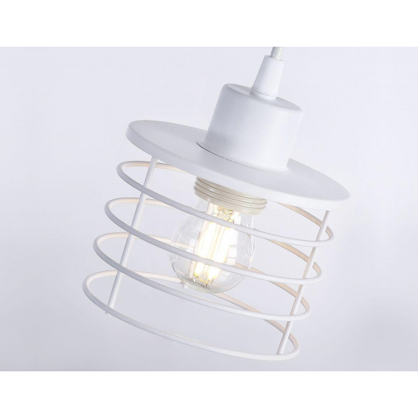 Подвесной светильник Ambrella light Traditional TR8072 Подвесной светильник Ambrella light Traditional TR8072
