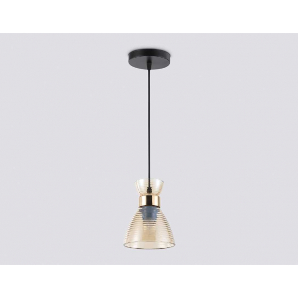 Светильник подвесной со стеклянным плафоном Ambrella light Traditional TR3403 Светильник подвесной со стеклянным плафоном Ambrella light Traditional TR3403
