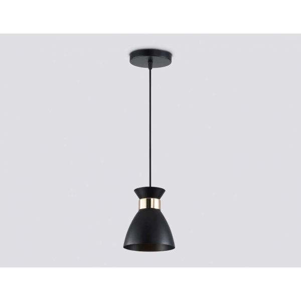 Светильник подвесной Ambrella light TRADITIONAL TR8468 Светильник подвесной Ambrella light TRADITIONAL TR8468