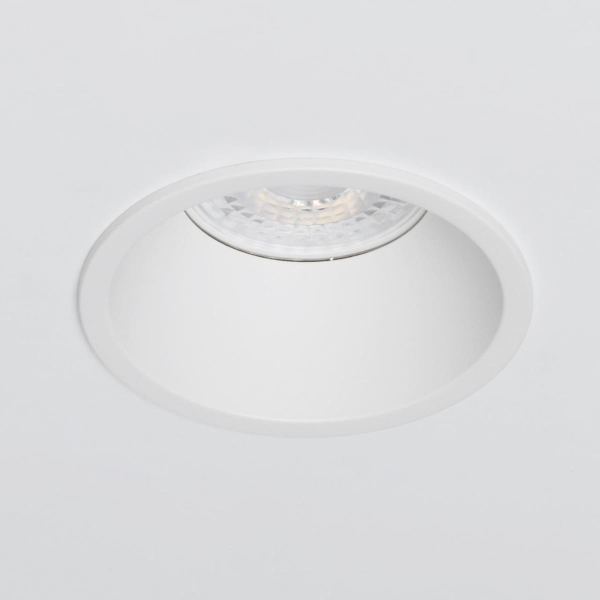 Потолочный светильник De Markt Прайм 850010101