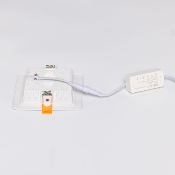 Потолочный светильник De Markt Прайм 850013701