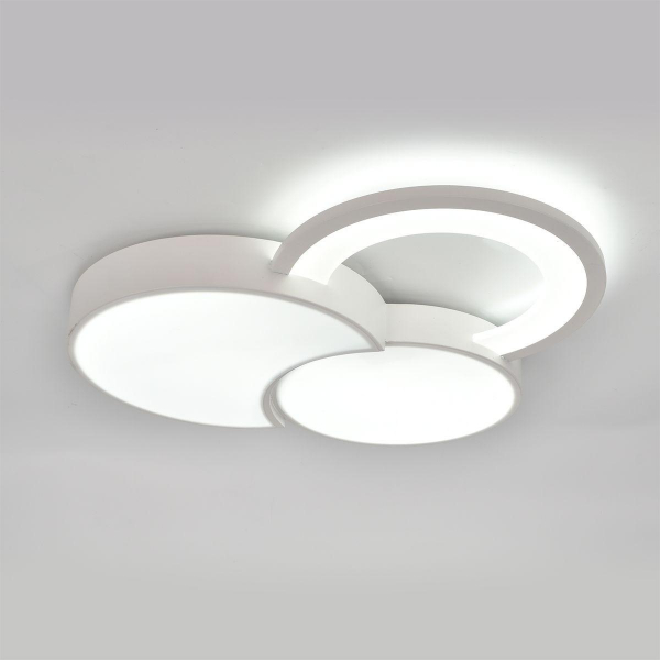 Потолочный светодиодный светильник Escada Streamline 10286/3LED Потолочный светодиодный светильник Escada Streamline 10286/3LED