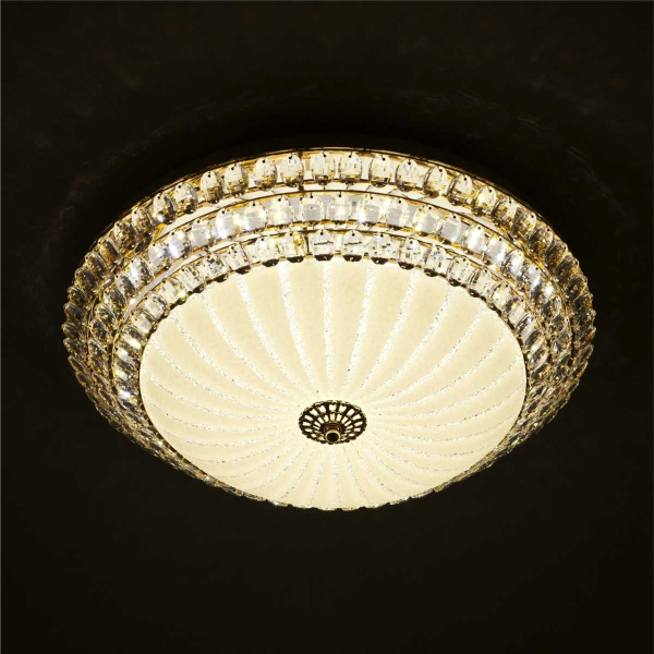 Потолочный светильник LED4U L1101-550 GD Потолочный светильник LED4U L1101-550 GD