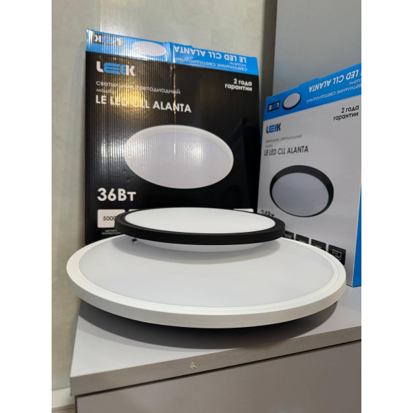 Потолочный светодиодный светильник LEEK LE LED CLL Alanta LE061211-001 Потолочный светодиодный светильник LEEK LE LED CLL Alanta LE061211-001