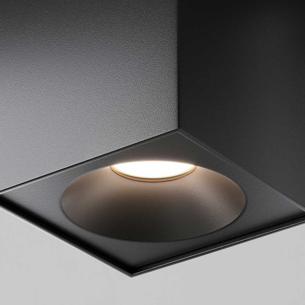 Потолочный светильник Maytoni Sirius C030CL-01B