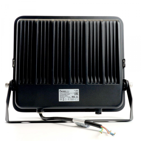 Светодиодный прожектор Feron LL-1000 200W 6400K 51016 Светодиодный прожектор Feron LL-1000 200W 6400K 51016