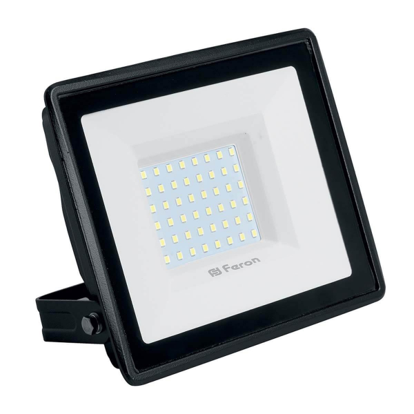 Светодиодный прожектор Feron LL921 50W 32102 Светодиодный прожектор Feron LL921 50W 32102