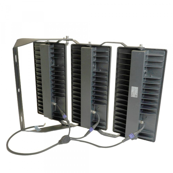 Светодиодный прожектор Feron LL-933 750W 6400K 48974 Светодиодный прожектор Feron LL-933 750W 6400K 48974
