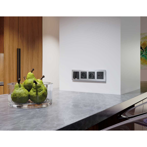 Рамка AMBRELLA VOLT AF550104