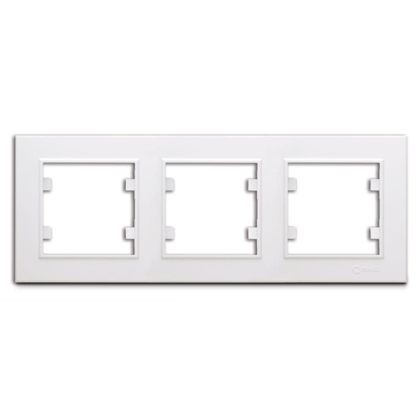Рамка Makel 3-м Karea горизонт. бел. 56001703 Рамка Makel 3-м Karea горизонт. бел. 56001703