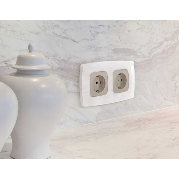 Рамка AMBRELLA VOLT OF940102