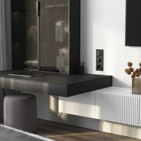 Рамка Werkel Favorit на 3 поста черный W0031108 4690389159787