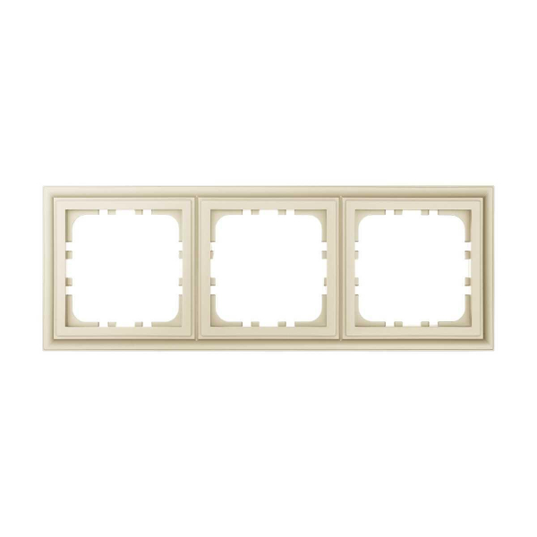 Рамка 3-постовая LK Studio (бежевый матовый) LK80 CLASSIC, 894302-1 Рамка 3-постовая LK Studio (бежевый матовый) LK80 CLASSIC, 894302-1