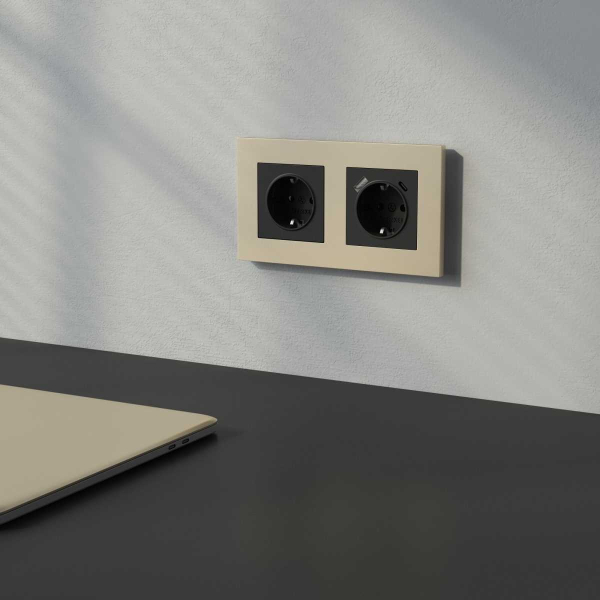 Рамка на 2 поста Slab шампань софт W0022911 a071624