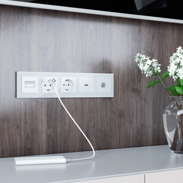 Рамка на 5 постов Werkel Favorit белый W0051101 4690389160080