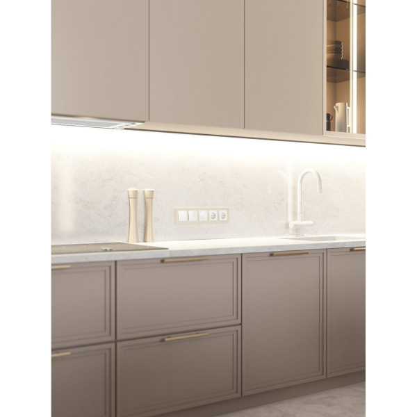 Рамка Werkel Senso на 5 постов шампань стекло soft-touch W0053111 4690389214295 Рамка Werkel Senso на 5 постов шампань стекло soft-touch W0053111 4690389214295