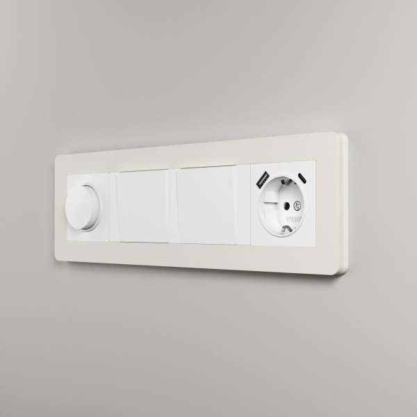 Рамка Werkel Split на 4 поста айвори/белый W0043066 4690389206092