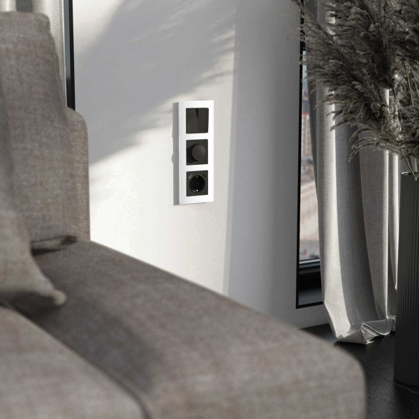 Рамка Werkel Senso на 3 поста белый стекло soft-touch W0033101 4690389200410