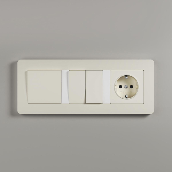 Рамка Werkel Split на 3 поста айвори/белый W0033066 4690389206078