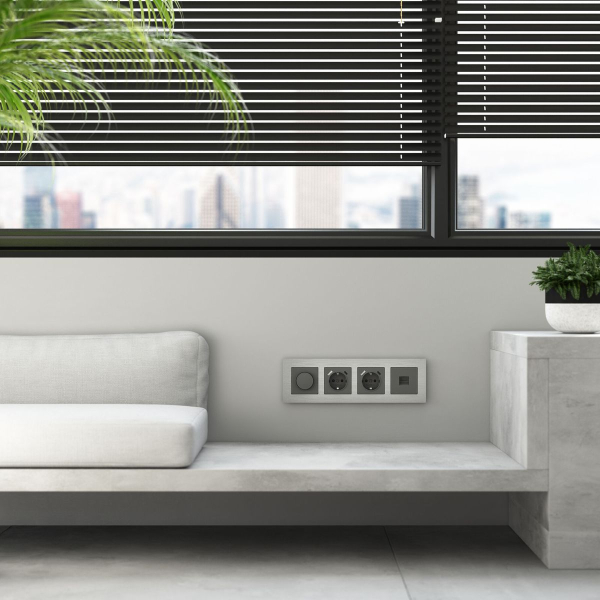 Рамка Werkel AluMax на 4 поста алюминий W0043506 4690389204098