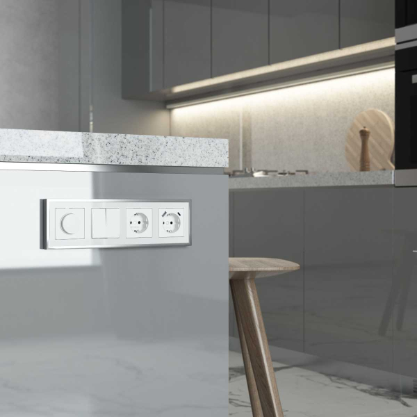 Рамка Werkel Baguette 4 поста белый/серебро W0042850