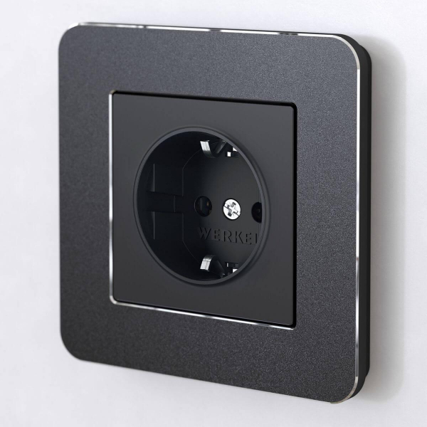 Рамка Werkel Platinum на 1 пост черный алюминий W0012608 4690389184420 Рамка Werkel Platinum на 1 пост черный алюминий W0012608 4690389184420