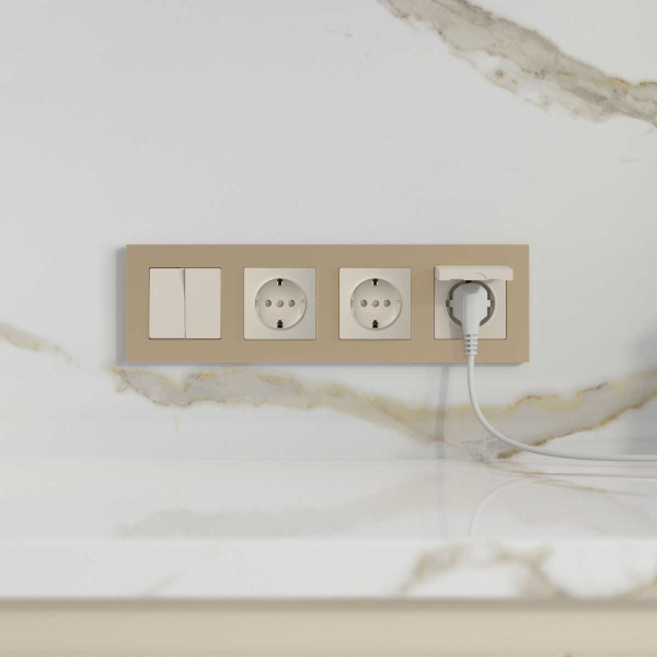 Рамка на 4 поста Slab шампань софт W0042911 a071627