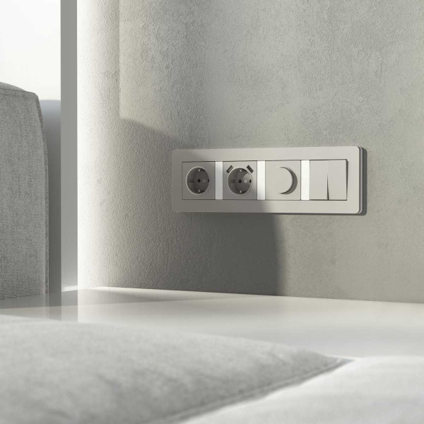 Рамка Werkel Split на 4 поста дымчатый/белый W0043067 4690389206108