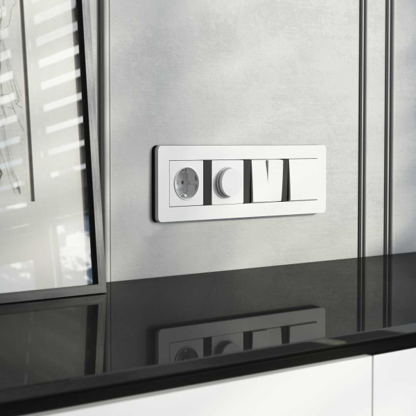 Рамка Werkel Split на 4 поста белый/черный W0043068 4690389208249