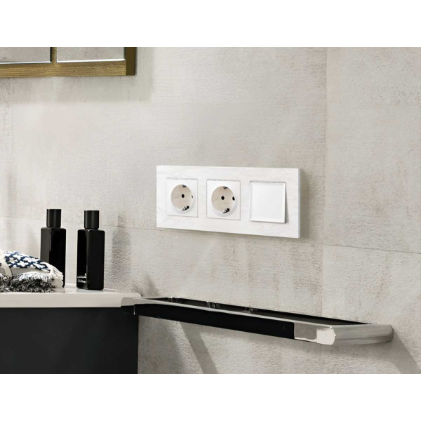 Рамка AMBRELLA VOLT AF930104