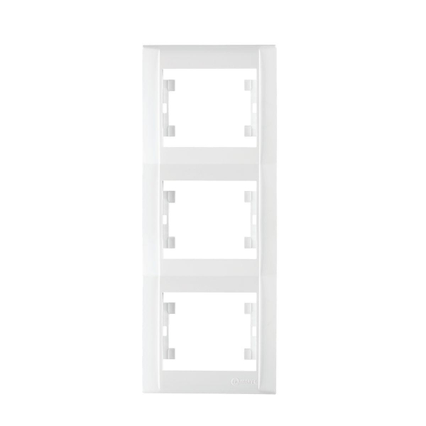 Рамка Makel 3-м Defne вертик. бел. 42001708 Рамка Makel 3-м Defne вертик. бел. 42001708