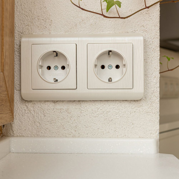 Рамка на 2 поста Werkel Stream перламутровый W0022113 4690389162251