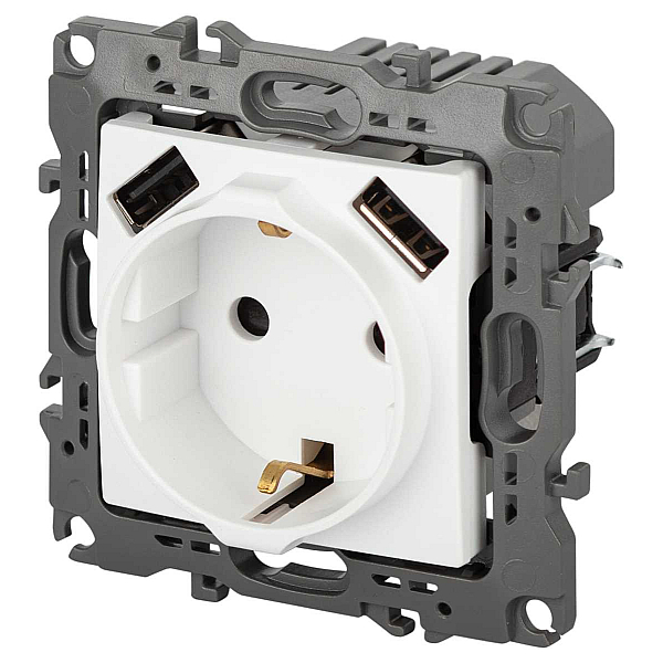 Розетка ЭРА Серия 12 12-4109-01М 2P+E 16A-250В штор. с 2xUSB 5В-3А белый матовый Б0065728