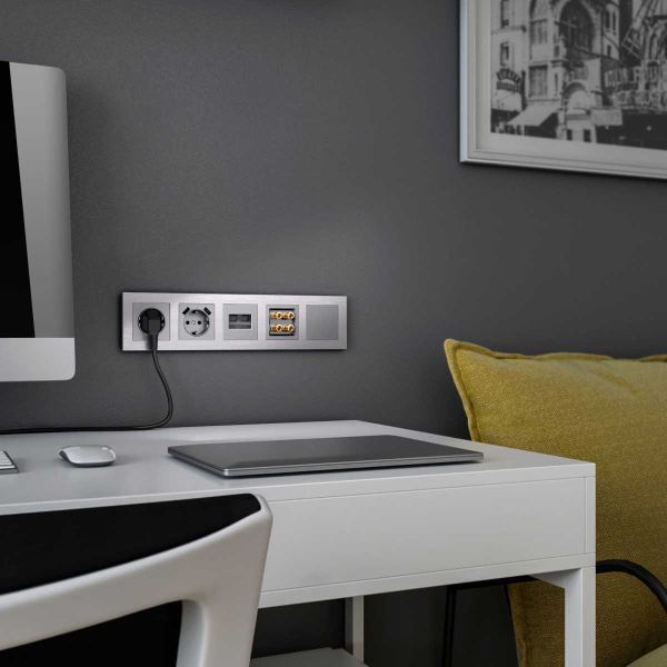 Розетка Werkel a050879