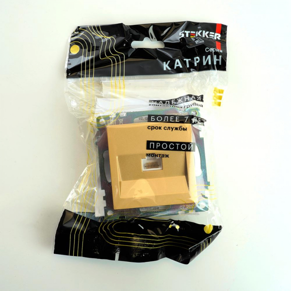 Розетка компьютерная RJ-45 Stekker Катрин золото GLS00-7107-08 49227 Розетка компьютерная RJ-45 Stekker Катрин золото GLS00-7107-08 49227