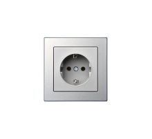 Розетка 2P+E Liregus Epsilon серебро 28-176