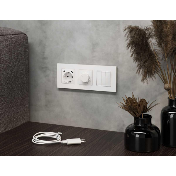 Лицевая панель AMBRELLA VOLT ALFA AP1305