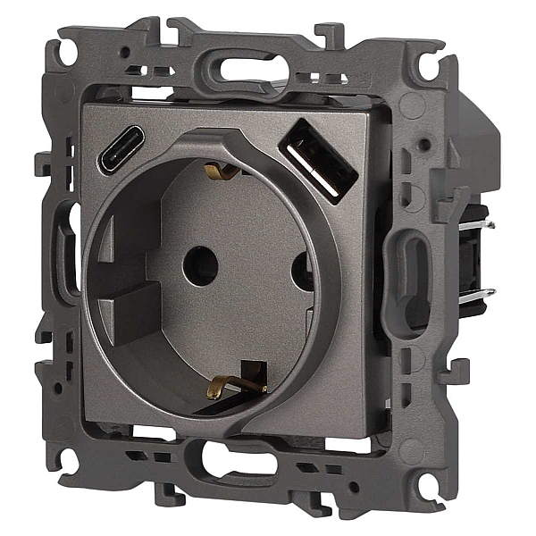 Розетка ЭРА Серия 12 12-4108-16 2P+E 16A-250В со шторками с USB type-A+C 5В-3А титан Б0067762