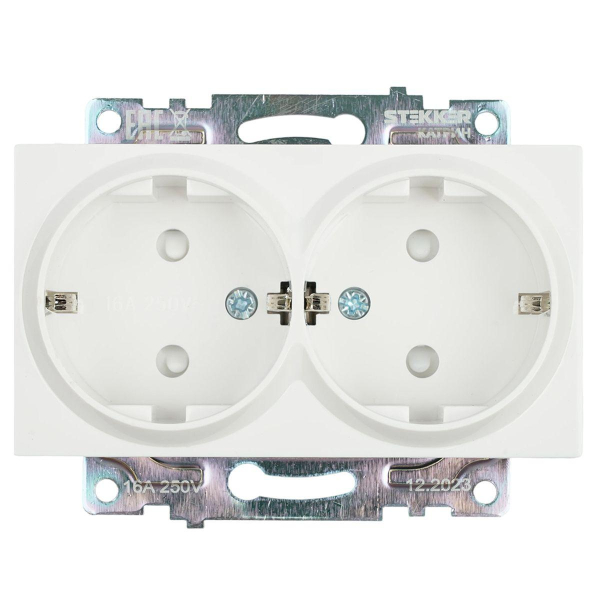 Розетка двойная 2P+PE Stekker Катрин со шторками белый GLS16-7114-01 39574