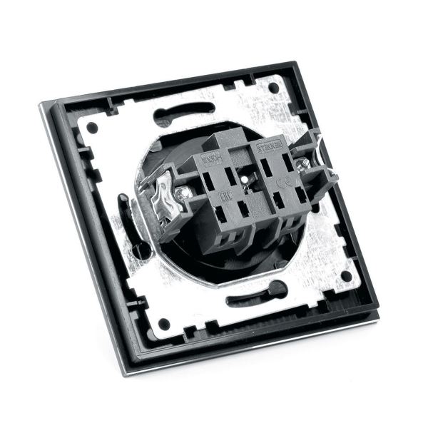 Розетка 2P Stekker Катрин со шторками черный GLS10-7009-05 39512