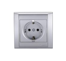 Розетка Makel 1-м СП Defne 16А IP20 с/з сереб. 42065028