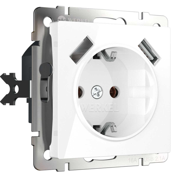 Розетка с заземлением, шторками и USBх2 Werkel белый W1171501 4690389155345