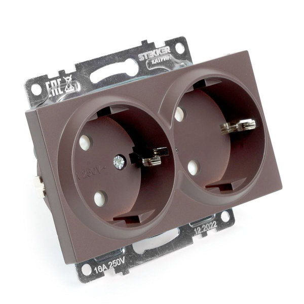 Розетка двухместная с защитной шторкой Stekker Катрин шоколад GLS16-7114-04 49030